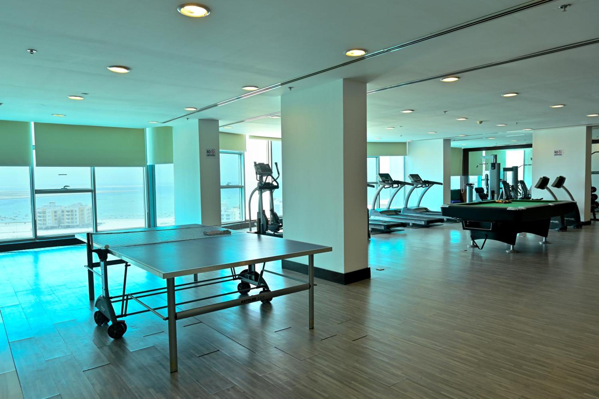 Ista Suites Seef Manama Exterior photo