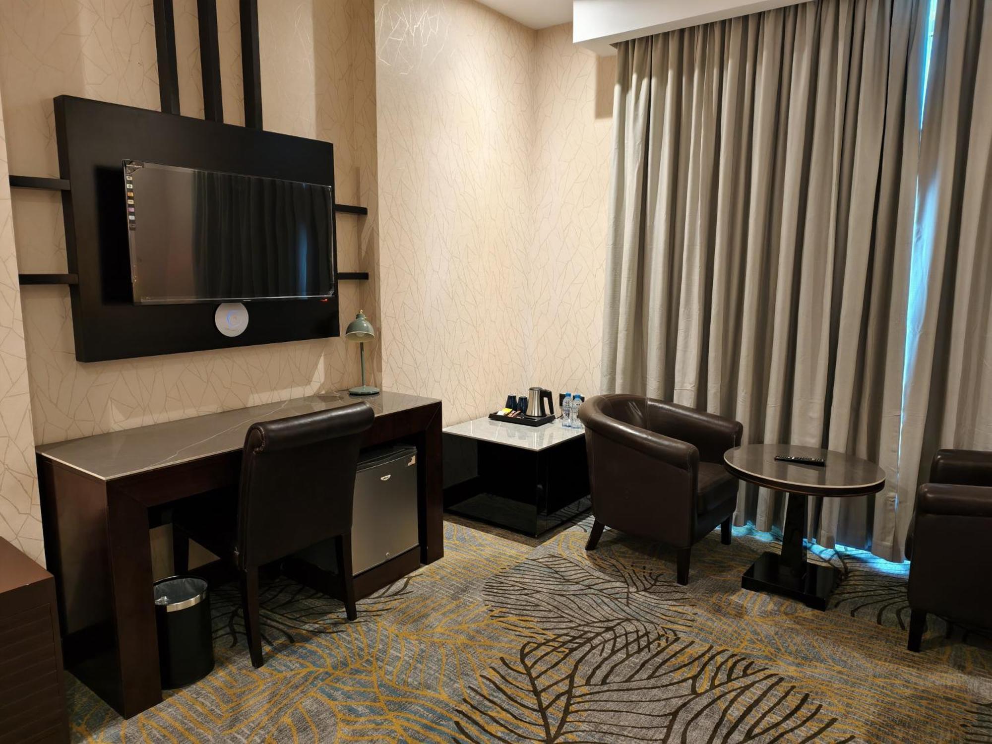 Ista Suites Seef Manama Exterior photo