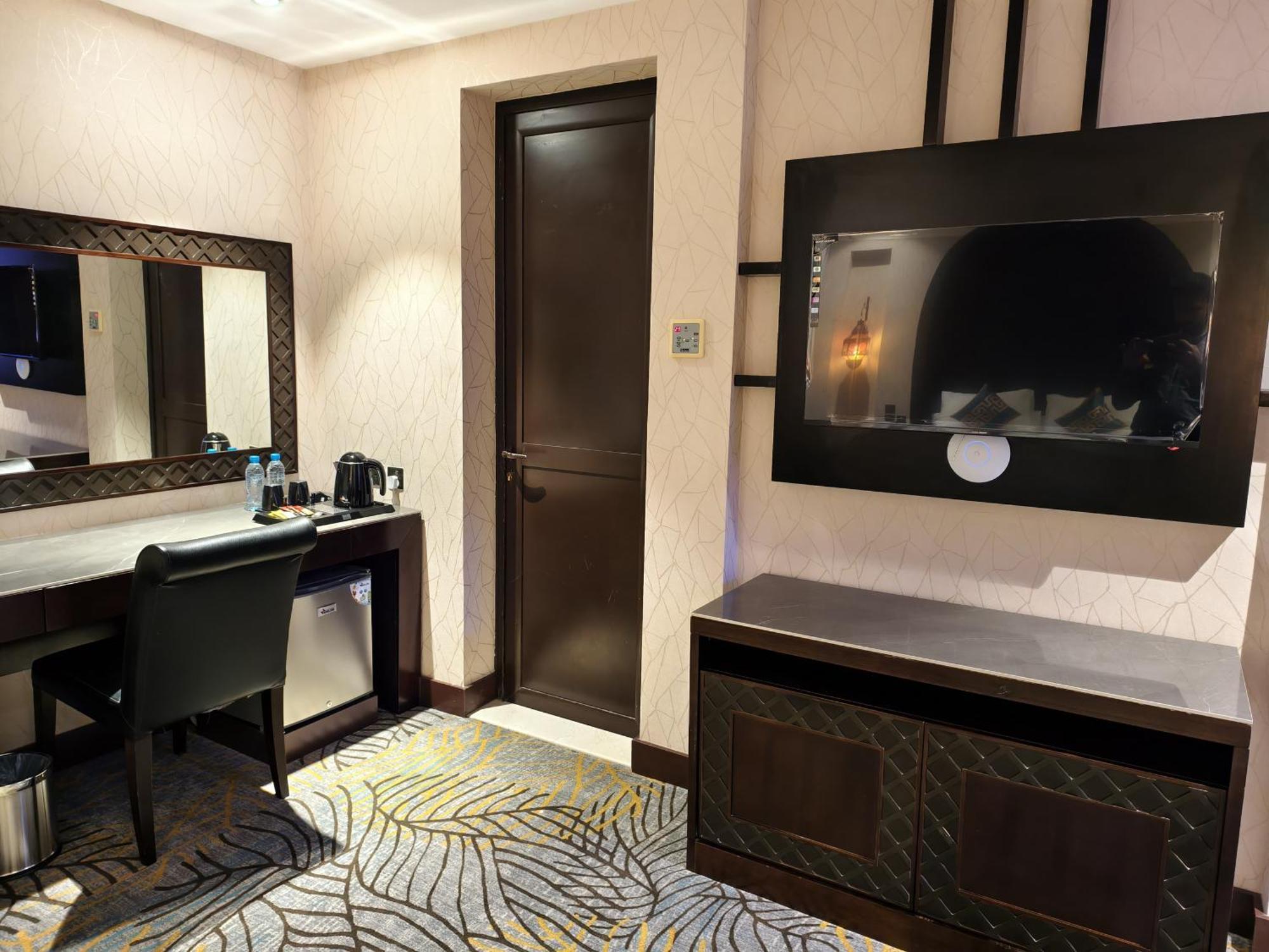 Ista Suites Seef Manama Exterior photo